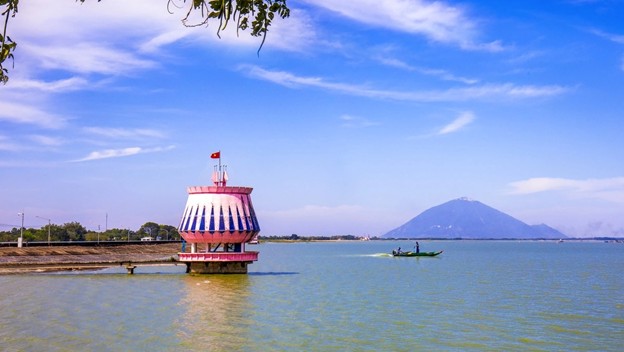 thuê xe riêng đi Tây Ninh